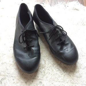 Black Bloch Tap Shoes. Great condition!
